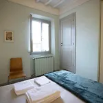 Dietro Le Campane Daire *