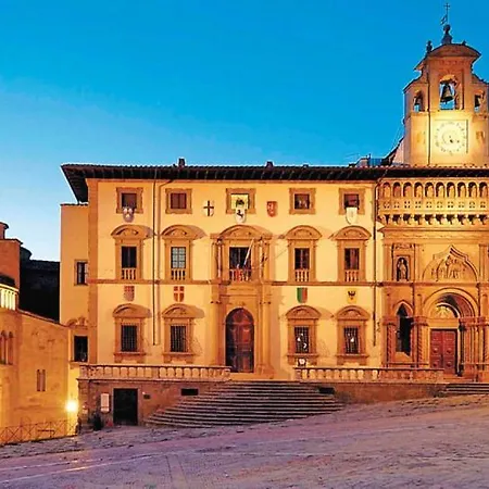 アパート Dietro Le Campane アレッツォ